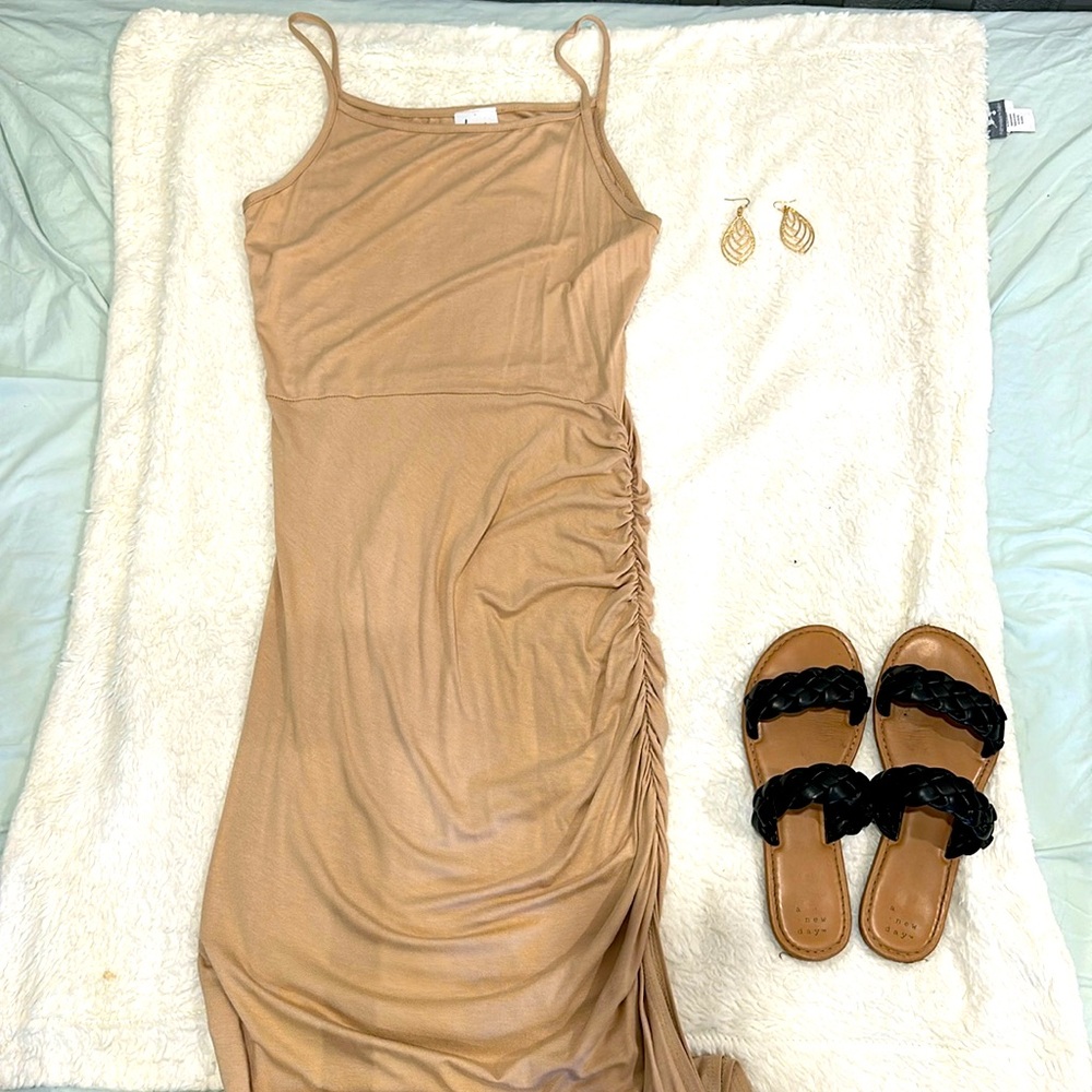 Livi Maxi dress